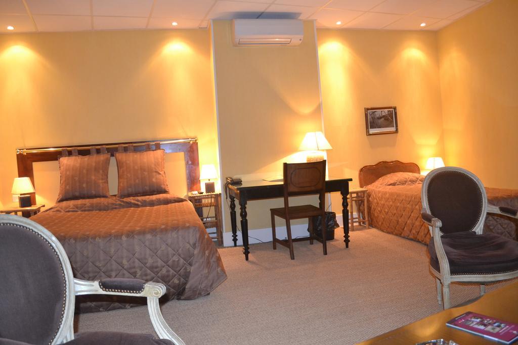 Hotel De France Libourne Room photo